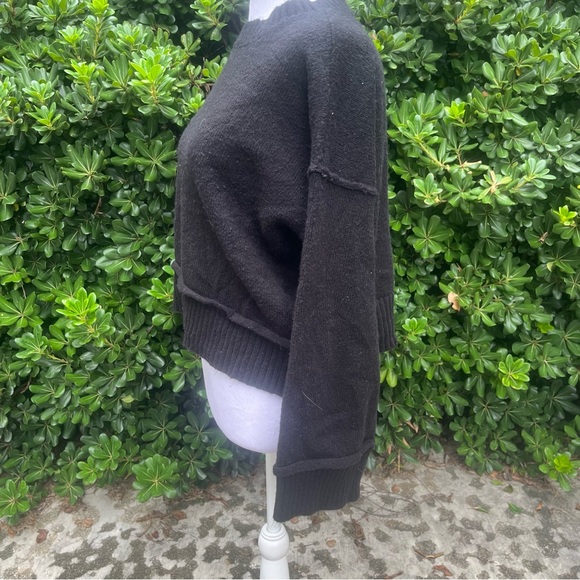 Double Zero Size Medium Black Women's Sweater - Picture 4 of 7